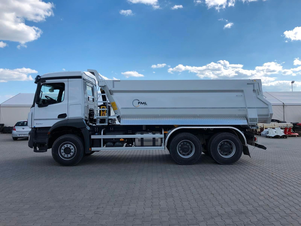 Mercedes-Benz AROCS 3340 6x4 FML KIPPPER HARDOX - Самосвал: фото 4 Mercedes-Benz AROCS 3340 6x4 FML KIPPPER HARDOX - Самосвал: фото 4
