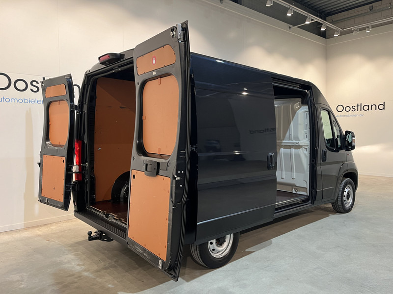 Fiat Ducato 2.3 MultiJet L2H2 120 PK / Euro 6 / Airco / Camera / Cruise Control / Trekhaak / Navigatie / 3-Zits / 72.600 KM !! - Легковой фургон: фото 4 Fiat Ducato 2.3 MultiJet L2H2 120 PK / Euro 6 / Airco / Camera / Cruise Control / Trekhaak / Navigatie / 3-Zits / 72.600 KM !! - Легковой фургон: фото 4