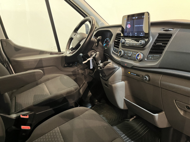 Ford Transit 2.0 TDCI L3H1 130 PK DC Dubbel Cabine Trend Open Laadbak / Euro 6 / Airco / Cruise Control / Trekhaak / CarPlay / 23.600 KM !! / BPM VRIJ !! - Малотоннажный бортовой грузовик, Грузопассажирский фургон: фото 3 Ford Transit 2.0 TDCI L3H1 130 PK DC Dubbel Cabine Trend Open Laadbak / Euro 6 / Airco / Cruise Control / Trekhaak / CarPlay / 23.600 KM !! / BPM VRIJ !! - Малотоннажный бортовой грузовик, Грузопассажирский фургон: фото 3