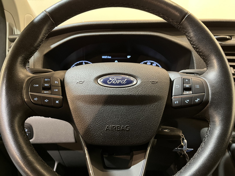 Легковой фургон Ford Transit Custom 280 2.0 TDCI L1H1 Trend 130 PK Servicebus / Inrichting / Euro 6 / Airco / PDC / Cruise Control / Navigatie / CarPlay / Trekhaak / 3-Zits / 96.300 KM !! / BPM VRIJ !!: фото 9