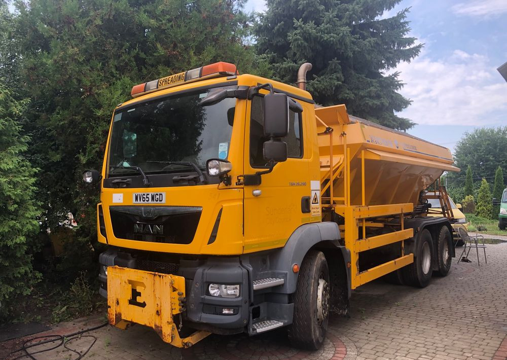 MAN TGM 26.290 piaskarka solarka schmidt 6x4 euro6 - Коммунальная/ Специальная техника, Грузовик: фото 2 MAN TGM 26.290 piaskarka solarka schmidt 6x4 euro6 - Коммунальная/ Специальная техника, Грузовик: фото 2