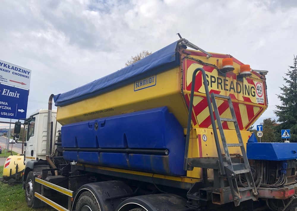 MAN TGM 26.290 piaskarka solarka schmidt 6x4 euro6 - Снегоуборочная машина: фото 5 MAN TGM 26.290 piaskarka solarka schmidt 6x4 euro6 - Снегоуборочная машина: фото 5
