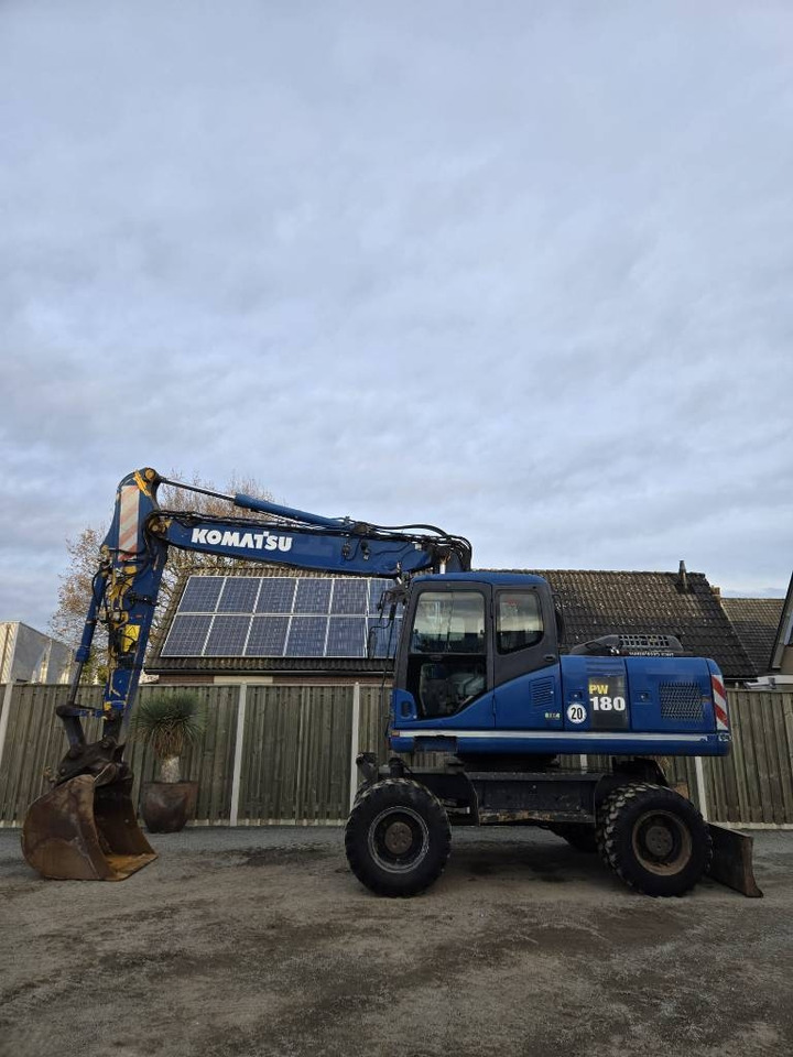 Komatsu PW 180-7EO - Колёсный экскаватор: фото 1 Komatsu PW 180-7EO - Колёсный экскаватор: фото 1