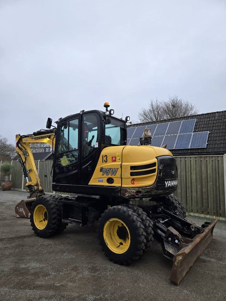 Yanmar B 95 W - Колёсный экскаватор: фото 2 Yanmar B 95 W - Колёсный экскаватор: фото 2