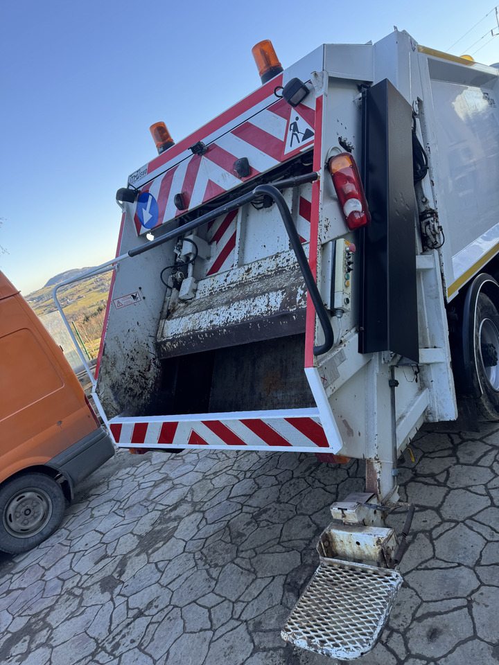 Renault Midlum 180 DXi - Мусоровоз: фото 5 Renault Midlum 180 DXi - Мусоровоз: фото 5