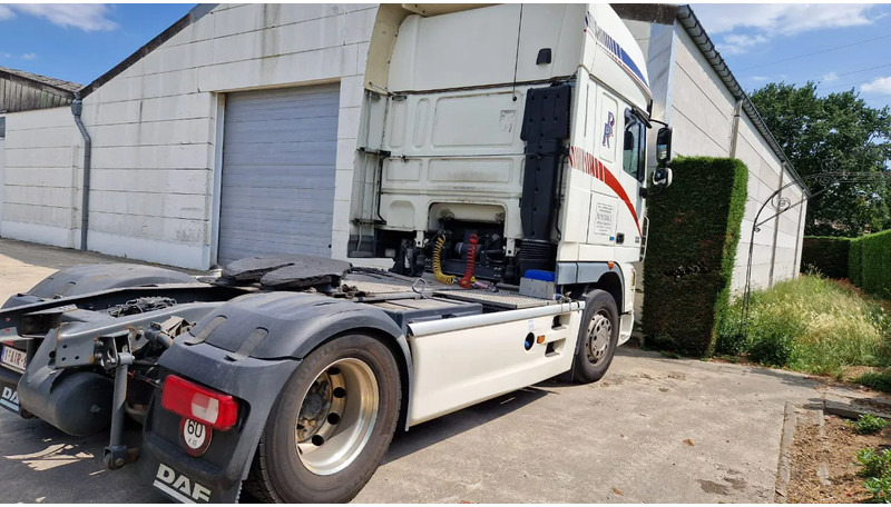 DAF XF 460 Super space cab - Тягач: фото 3 DAF XF 460 Super space cab - Тягач: фото 3