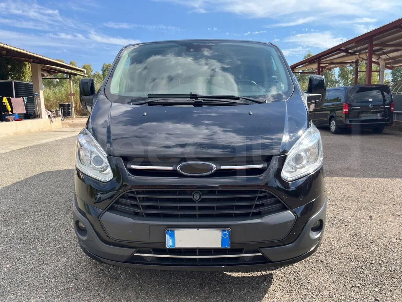 Ford Tourneo Custom - Пригородный автобус: фото 2 Ford Tourneo Custom - Пригородный автобус: фото 2