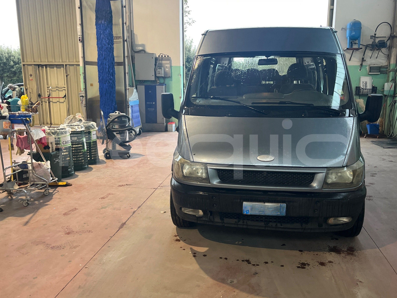 Ford Transit - Микроавтобус, Пассажирский фургон: фото 2 Ford Transit - Микроавтобус, Пассажирский фургон: фото 2