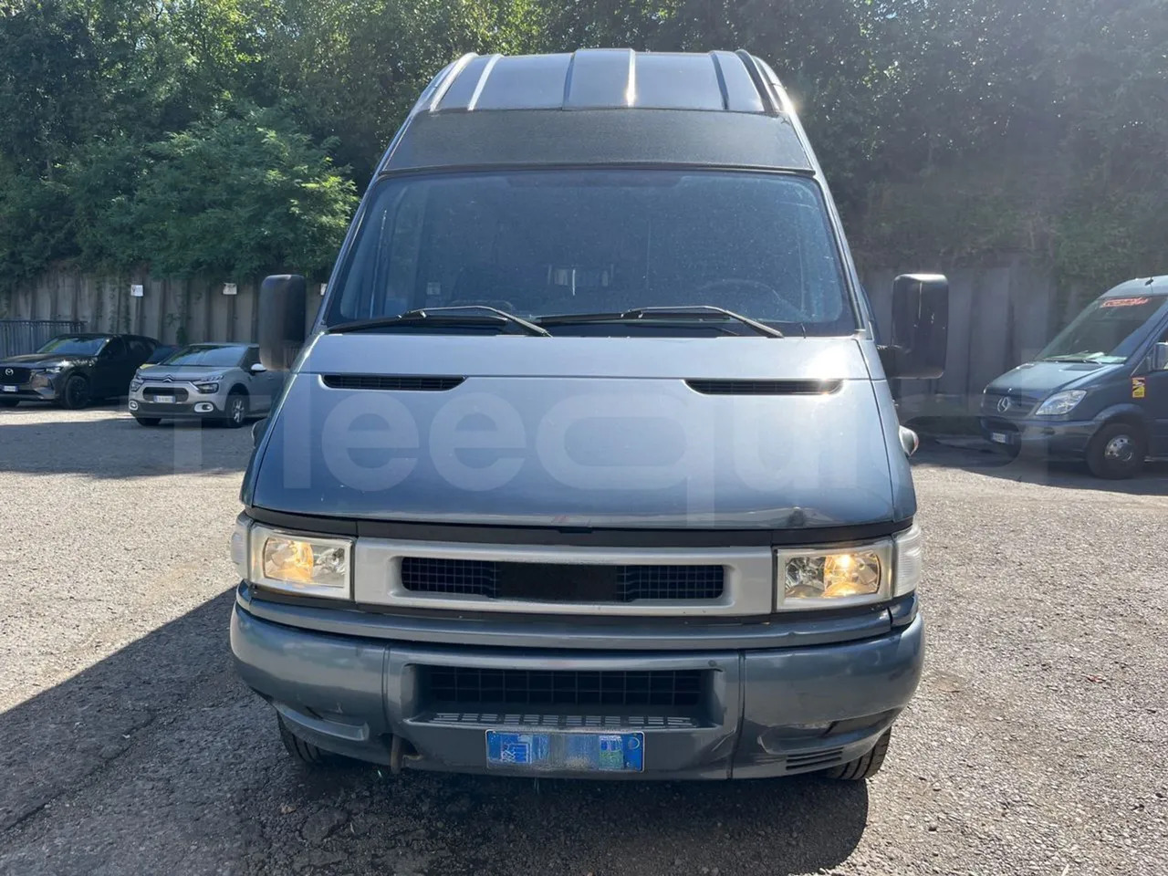 Iveco Daily - Микроавтобус, Пассажирский фургон: фото 2 Iveco Daily - Микроавтобус, Пассажирский фургон: фото 2