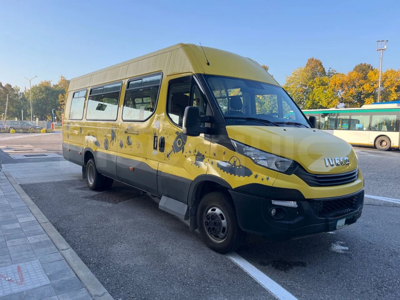 Iveco Daily - Школьный автобус: фото 1 Iveco Daily - Школьный автобус: фото 1