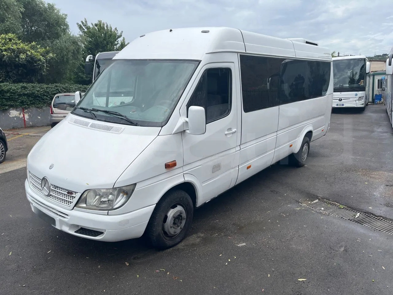 Mercedes-Benz Sprinter - Микроавтобус, Пассажирский фургон: фото 4 Mercedes-Benz Sprinter - Микроавтобус, Пассажирский фургон: фото 4