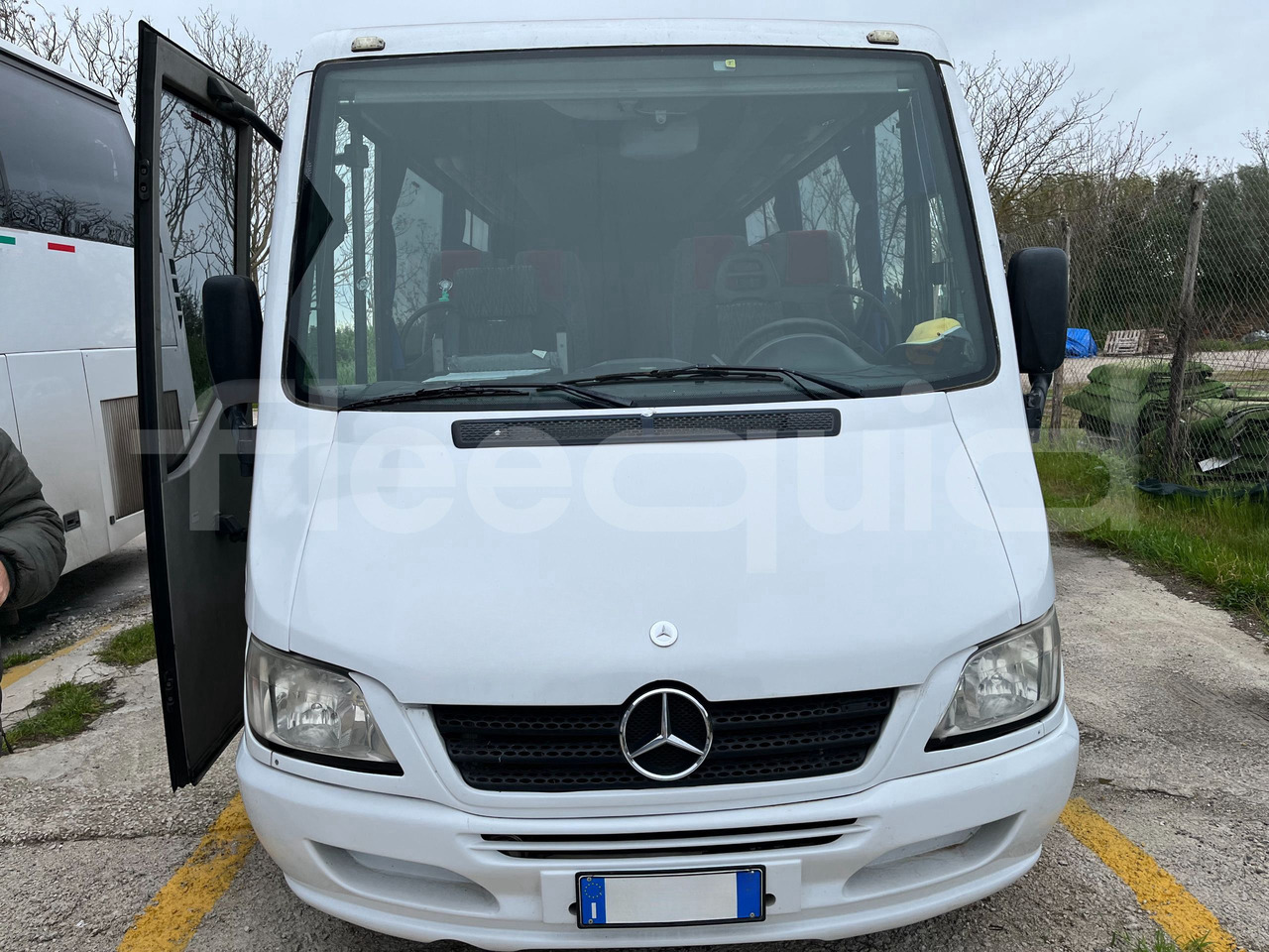 Mercedes-Benz Sprinter - Туристический автобус: фото 1 Mercedes-Benz Sprinter - Туристический автобус: фото 1