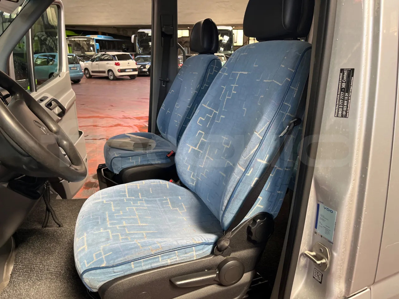 Микроавтобус, Пассажирский фургон Mercedes-Benz Sprinter: фото 17