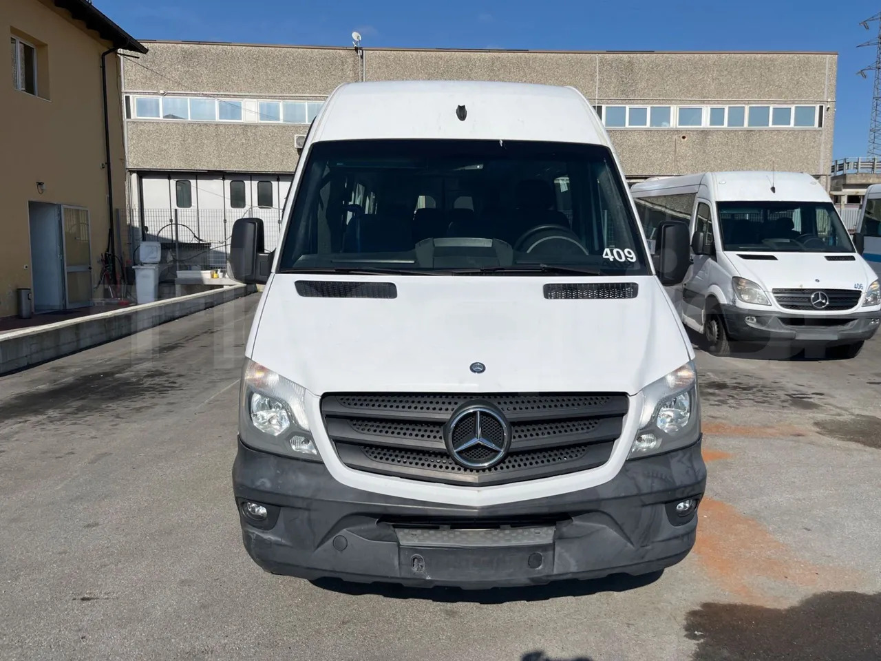 Mercedes-Benz Sprinter - Микроавтобус, Пассажирский фургон: фото 2 Mercedes-Benz Sprinter - Микроавтобус, Пассажирский фургон: фото 2
