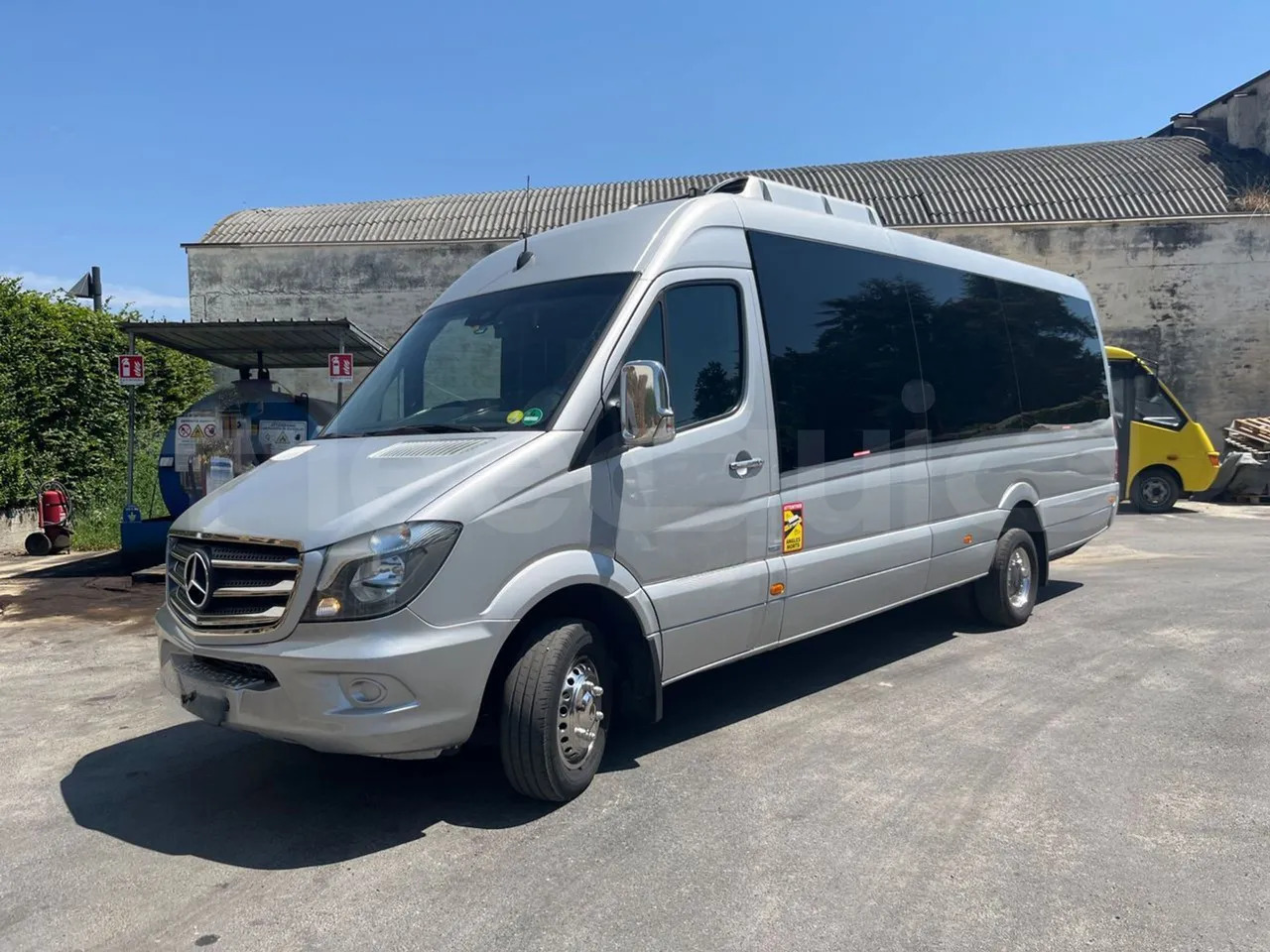 Mercedes-Benz Sprinter - Микроавтобус, Пассажирский фургон: фото 4 Mercedes-Benz Sprinter - Микроавтобус, Пассажирский фургон: фото 4