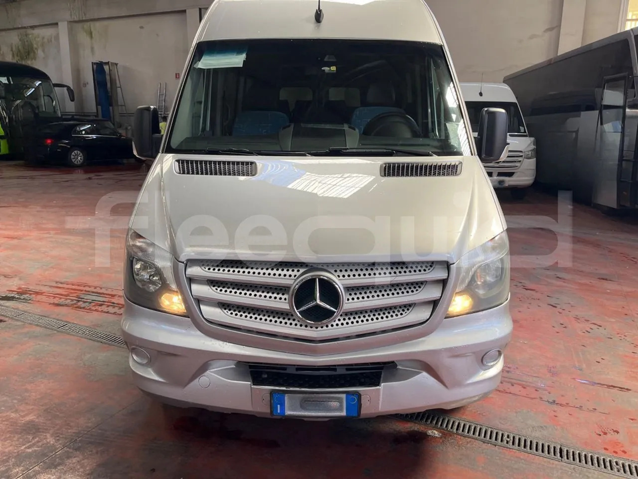 Mercedes-Benz Sprinter - Микроавтобус, Пассажирский фургон: фото 2 Mercedes-Benz Sprinter - Микроавтобус, Пассажирский фургон: фото 2