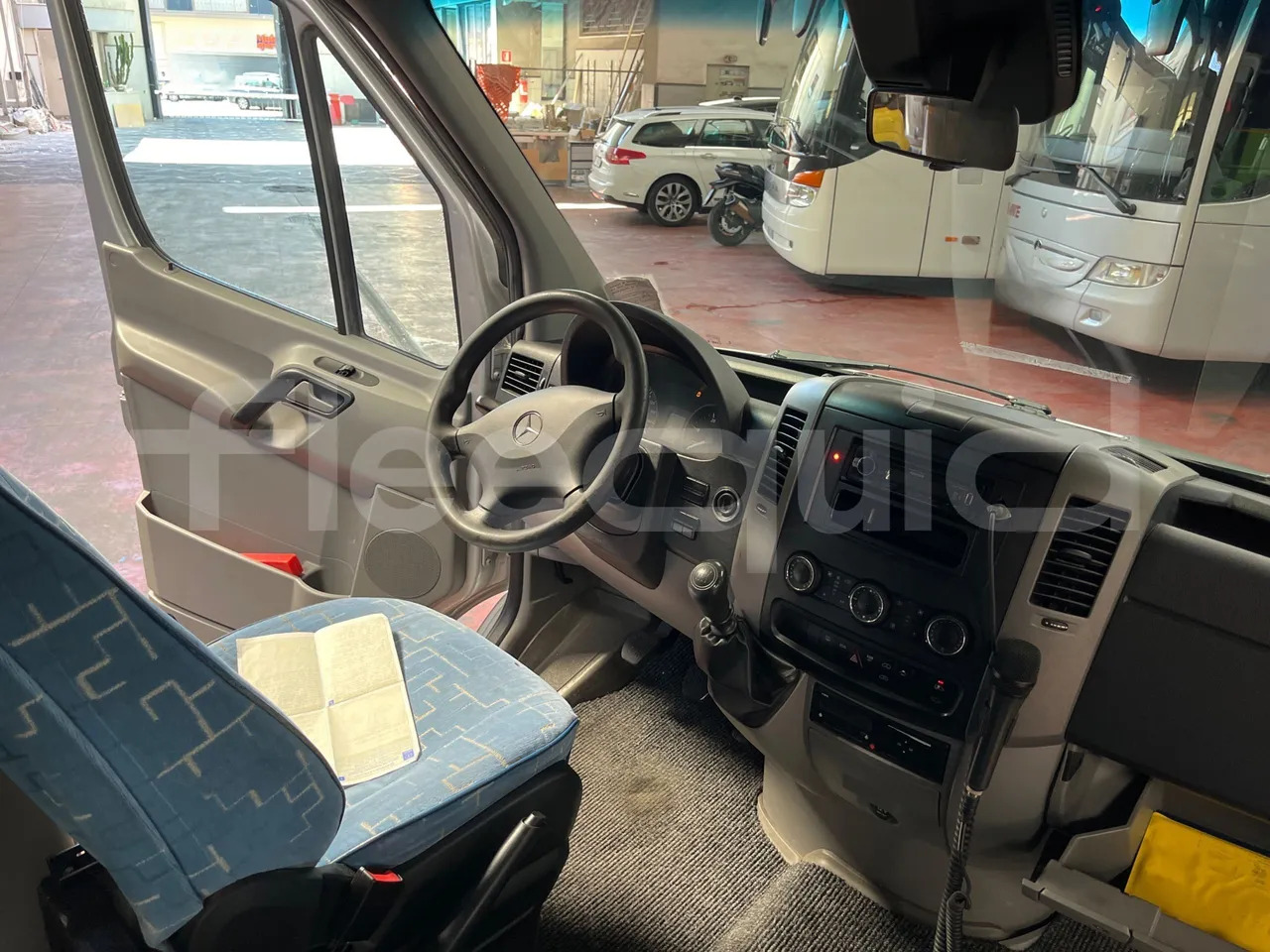 Микроавтобус, Пассажирский фургон Mercedes-Benz Sprinter: фото 19