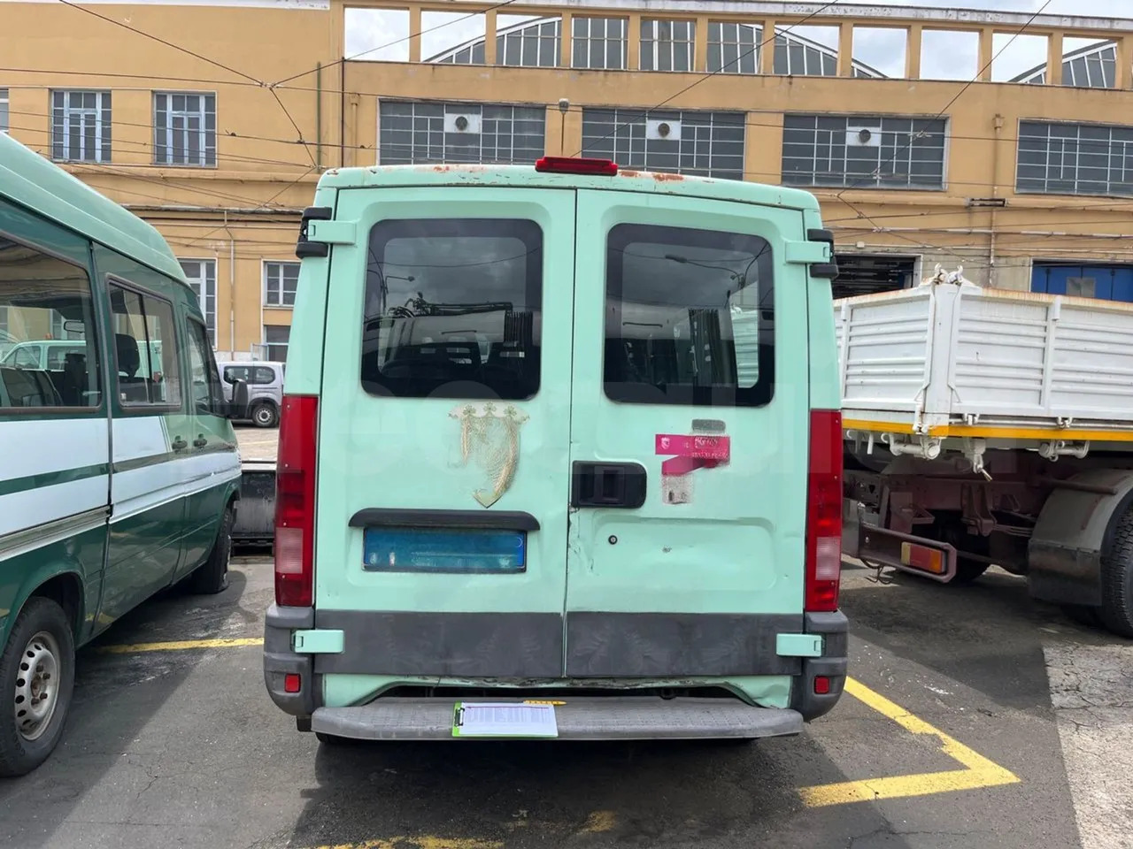 N.2Iveco Daily - Микроавтобус, Пассажирский фургон: фото 4 N.2Iveco Daily - Микроавтобус, Пассажирский фургон: фото 4