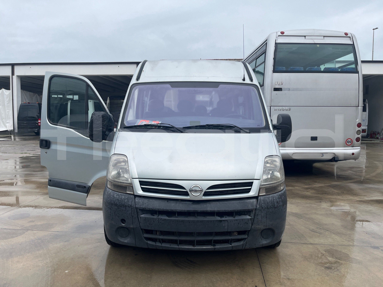 Nissan Interstar - Микроавтобус, Пассажирский фургон: фото 2 Nissan Interstar - Микроавтобус, Пассажирский фургон: фото 2