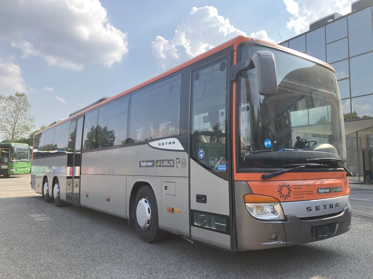 Setra S 417 - Пригородный автобус: фото 1 Setra S 417 - Пригородный автобус: фото 1