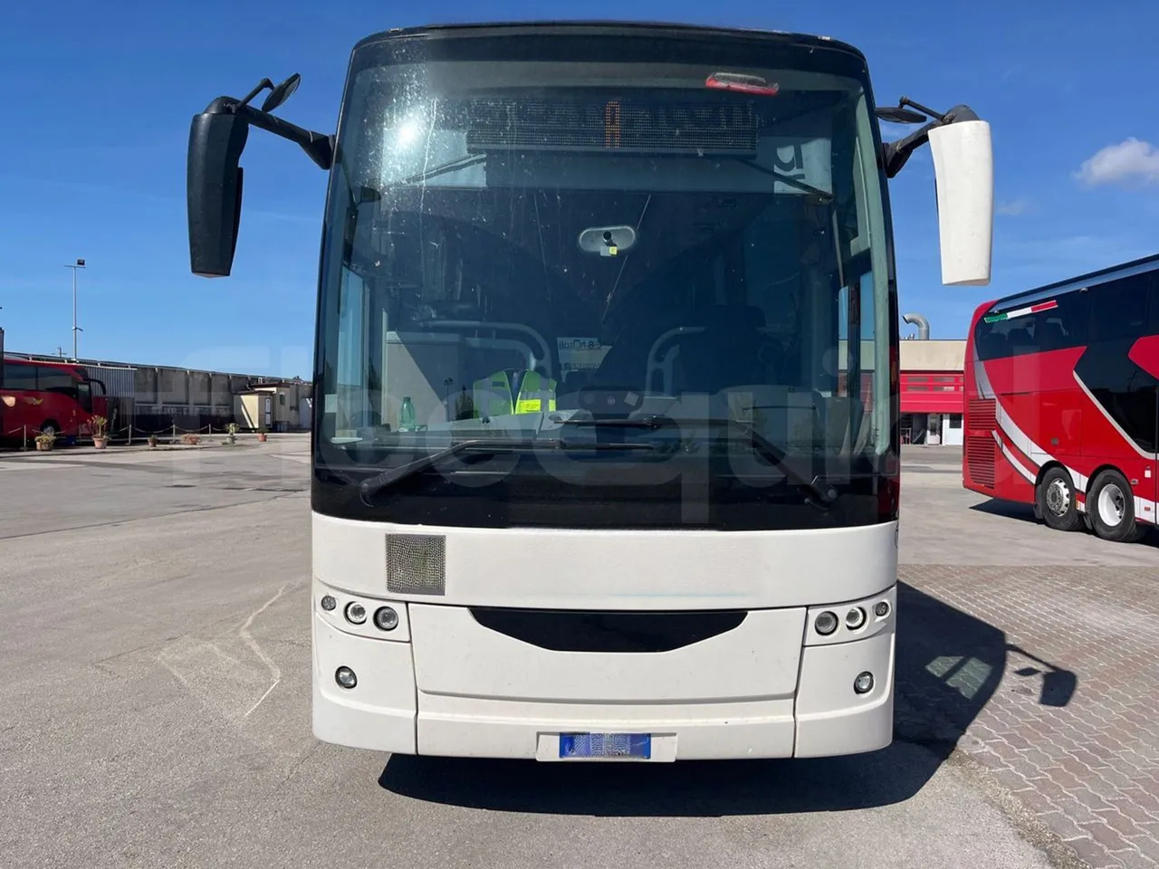 Van Hool EX16 MID - Туристический автобус: фото 2 Van Hool EX16 MID - Туристический автобус: фото 2