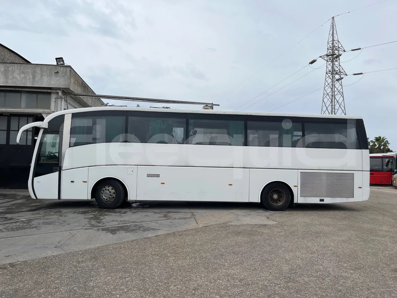 Туристический автобус Volvo B12: фото 6
