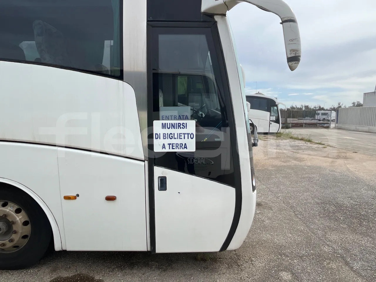 Туристический автобус Volvo B12: фото 14