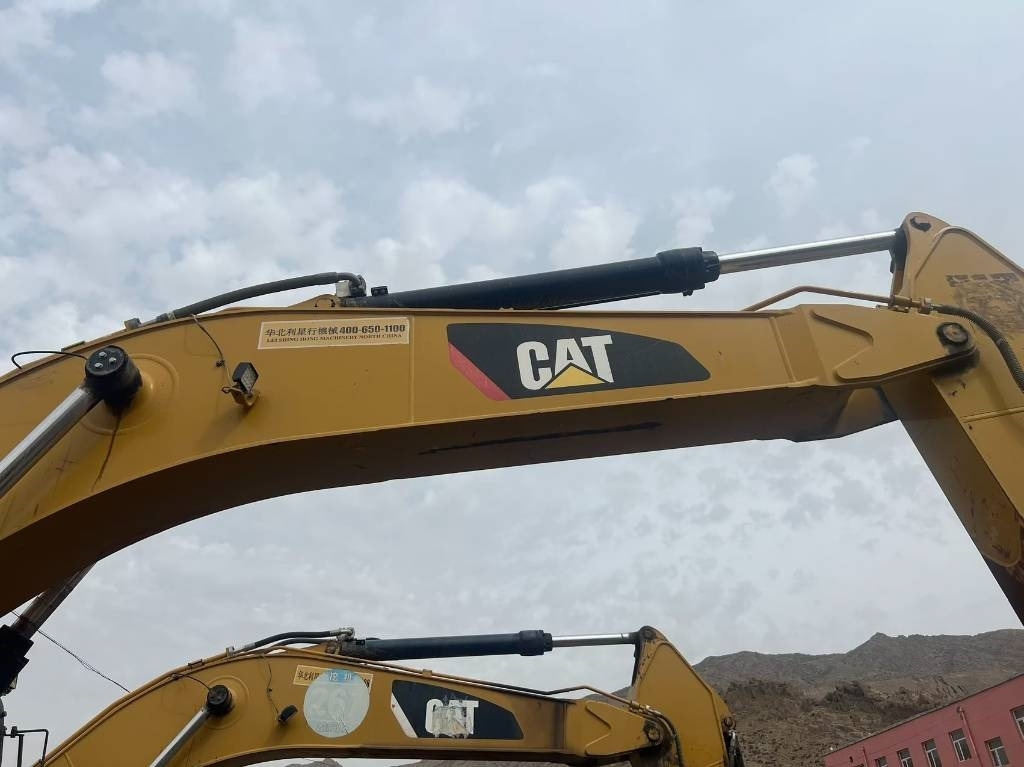 CAT 340 - Гусеничный экскаватор: фото 4 CAT 340 - Гусеничный экскаватор: фото 4