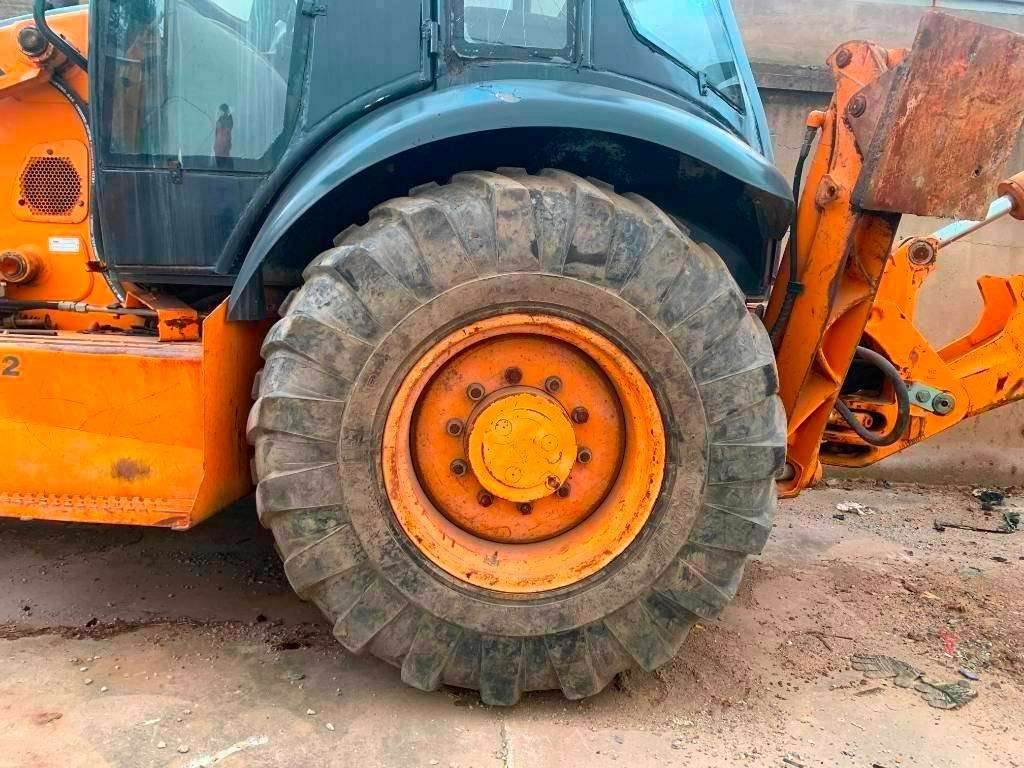 Case 580 M  - Экскаватор-погрузчик: фото 4 Case 580 M  - Экскаватор-погрузчик: фото 4