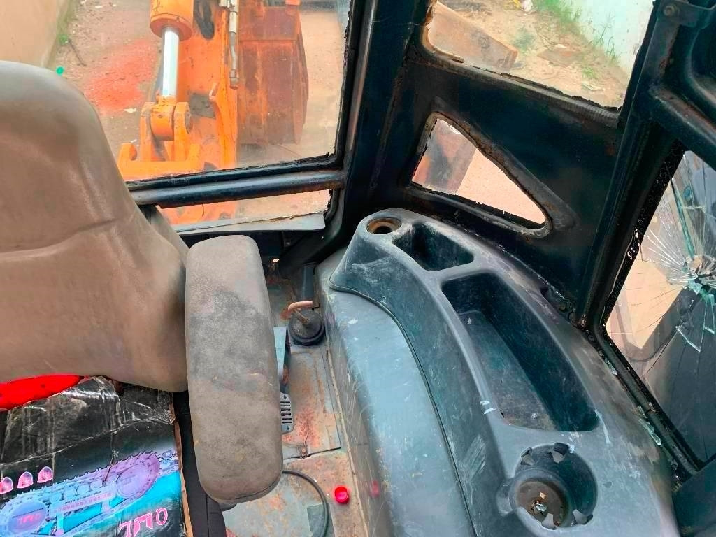 Case 580 M  - Экскаватор-погрузчик: фото 5 Case 580 M  - Экскаватор-погрузчик: фото 5