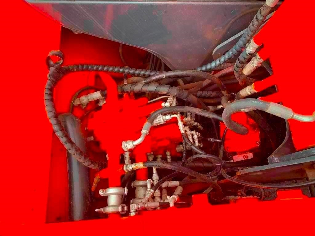 Гусеничный экскаватор Hitachi Zaxis 70: фото 17