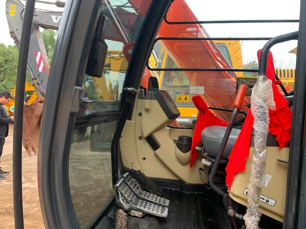 Гусеничный экскаватор Hitachi Zaxis 70: фото 15