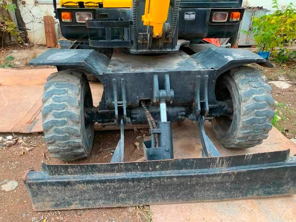 Hyundai Robex 60 W-7 - Колёсный экскаватор: фото 4 Hyundai Robex 60 W-7 - Колёсный экскаватор: фото 4