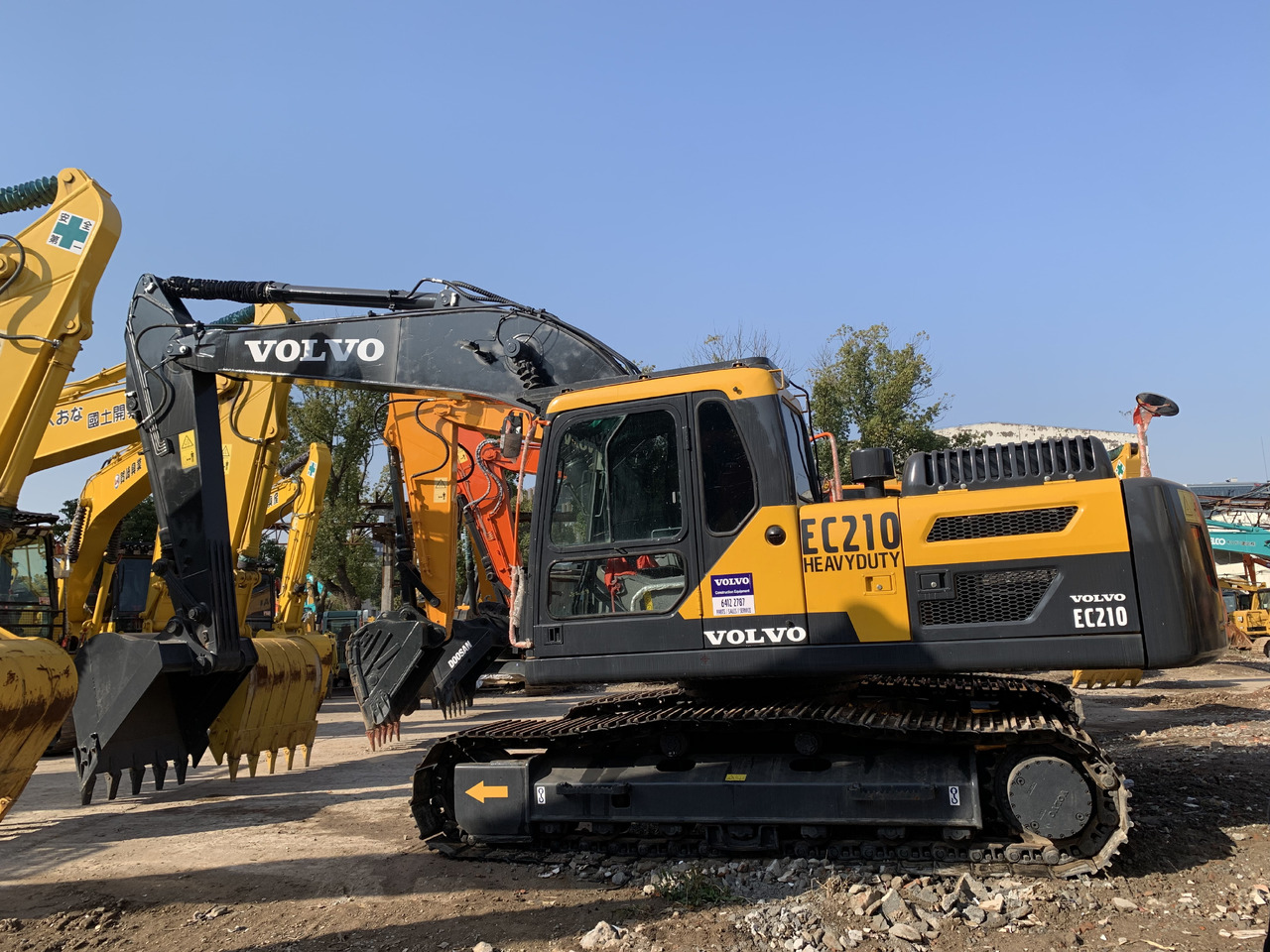 Volvo EC210D - Колёсный экскаватор: фото 1 Volvo EC210D - Колёсный экскаватор: фото 1