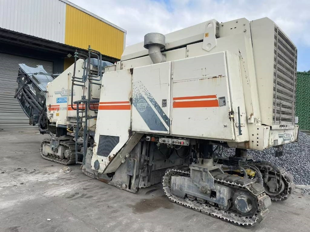 Wirtgen W2000 - Дорожная фреза: фото 1 Wirtgen W2000 - Дорожная фреза: фото 1
