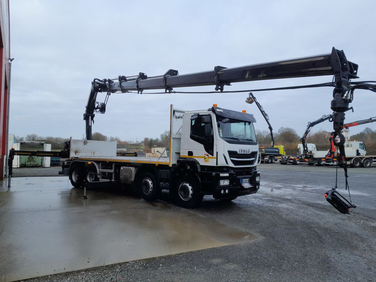 Iveco 8x4 8x4 Standard platform Truck - Грузовик бортовой/ Платформа, Автоманипулятор: фото 2 Iveco 8x4 8x4 Standard platform Truck - Грузовик бортовой/ Платформа, Автоманипулятор: фото 2