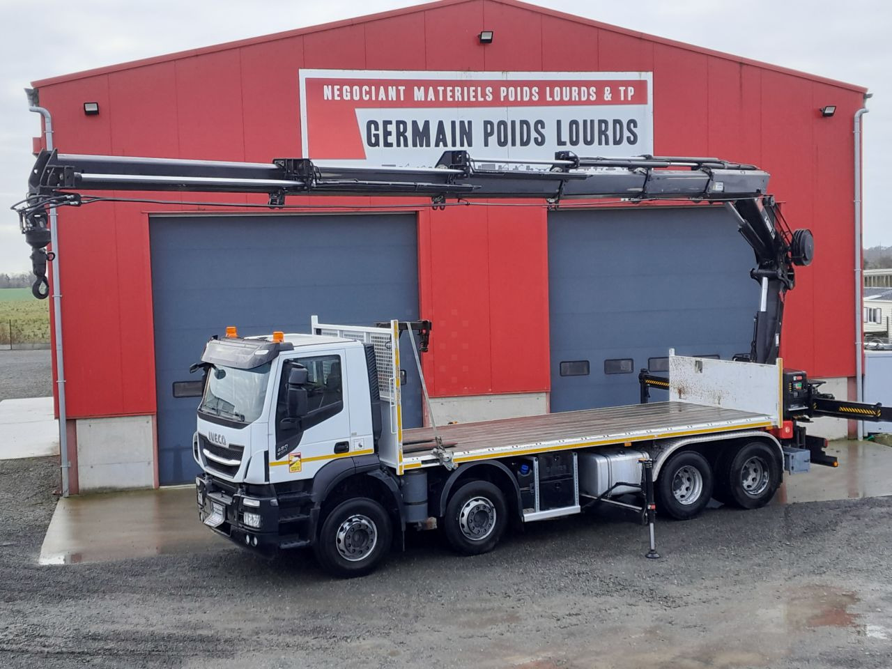 Iveco 8x4 8x4 Standard platform Truck - Грузовик бортовой/ Платформа, Автоманипулятор: фото 1 Iveco 8x4 8x4 Standard platform Truck - Грузовик бортовой/ Платформа, Автоманипулятор: фото 1