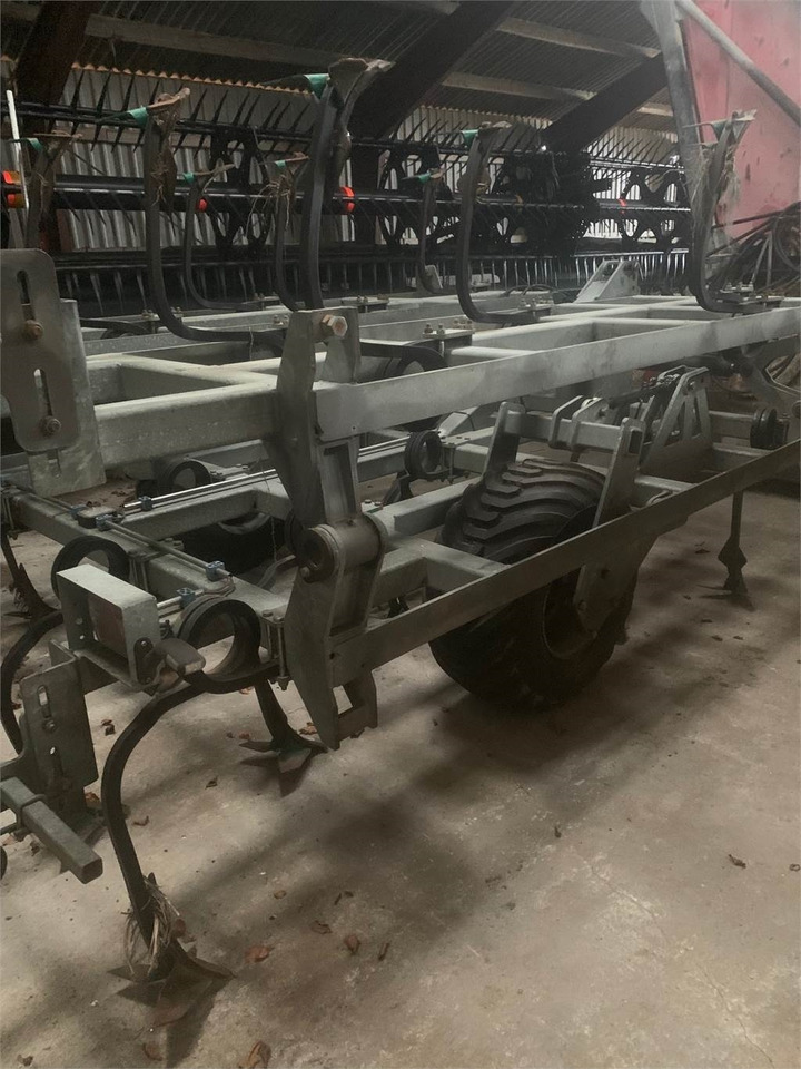 4700HA - Борона: фото 1 4700HA - Борона: фото 1