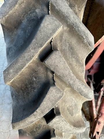 International 474 M.FRONTLÆSSER - Трактор: фото 4 International 474 M.FRONTLÆSSER - Трактор: фото 4