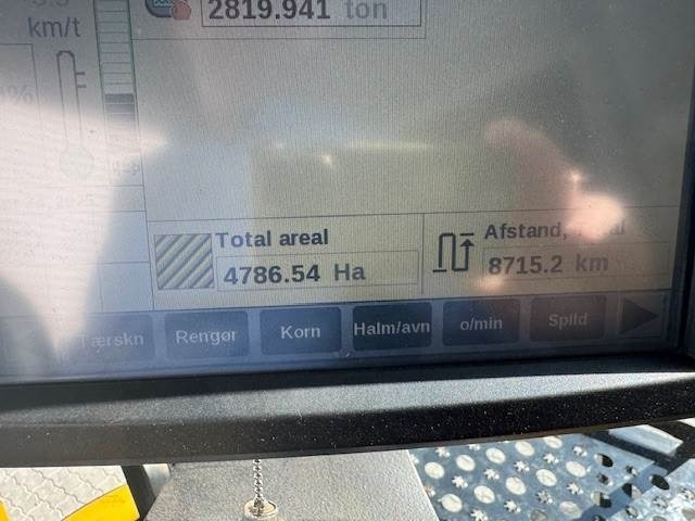 Зерноуборочный комбайн New Holland CR9.90 TIER4: фото 8