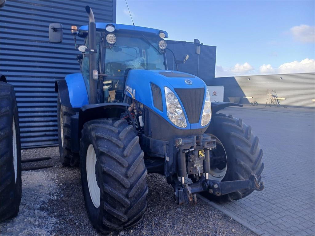 New Holland T7.260 PC SWII - Трактор: фото 2 New Holland T7.260 PC SWII - Трактор: фото 2
