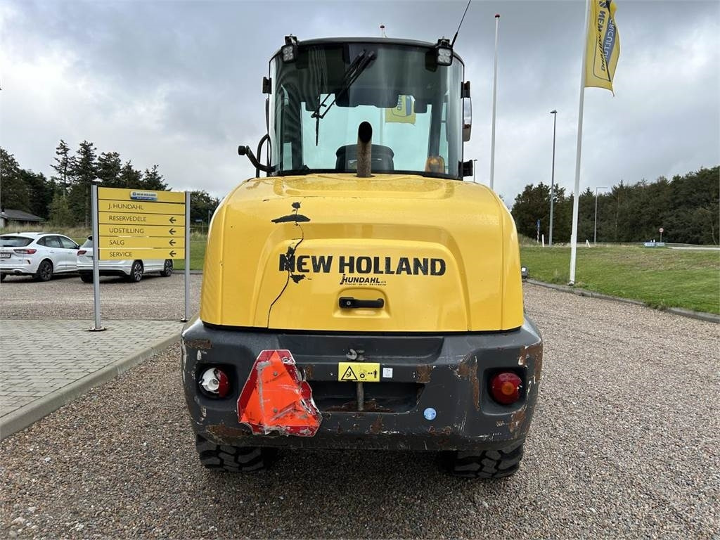 Колёсный погрузчик New Holland W80C ZB HS-AG: фото 6