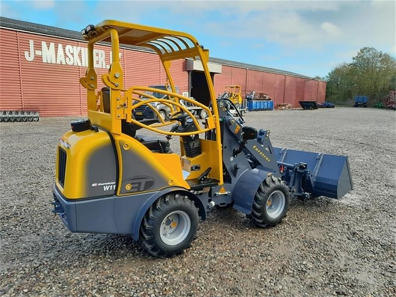 Eurotrac W11 Mellem arm - Компактный фронтальный погрузчик: фото 5 Eurotrac W11 Mellem arm - Компактный фронтальный погрузчик: фото 5