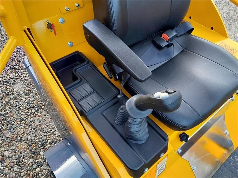 Компактный фронтальный погрузчик Eurotrac W12 Eurotrac W12s m. mellem arm: фото 9