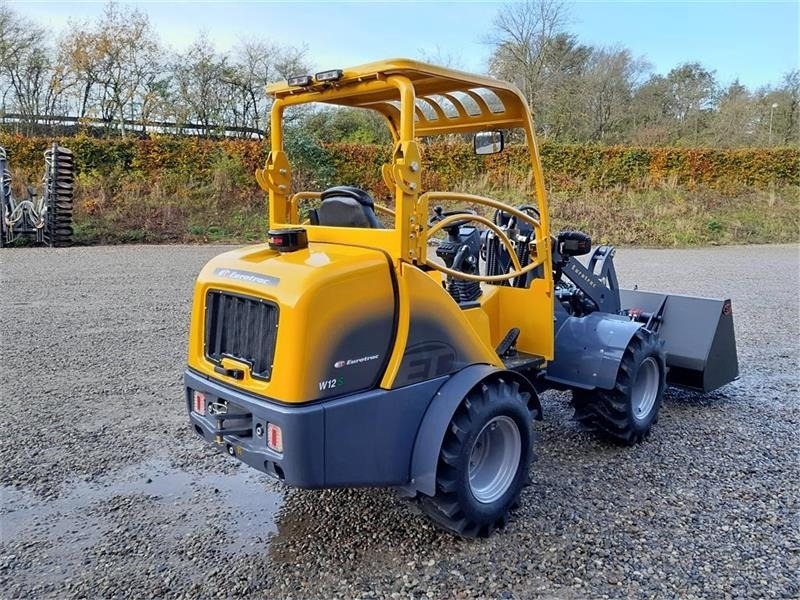 Компактный фронтальный погрузчик Eurotrac W12 Eurotrac W12s m. mellem arm: фото 7