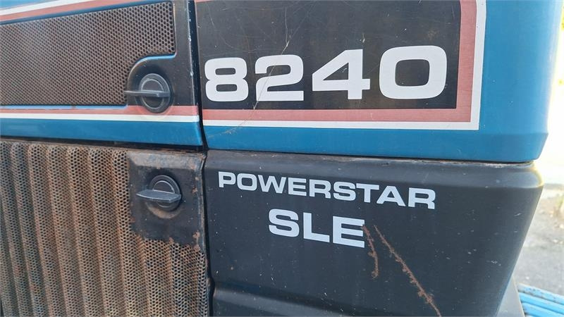 Ford 8240  в лизинг Ford 8240: фото 9