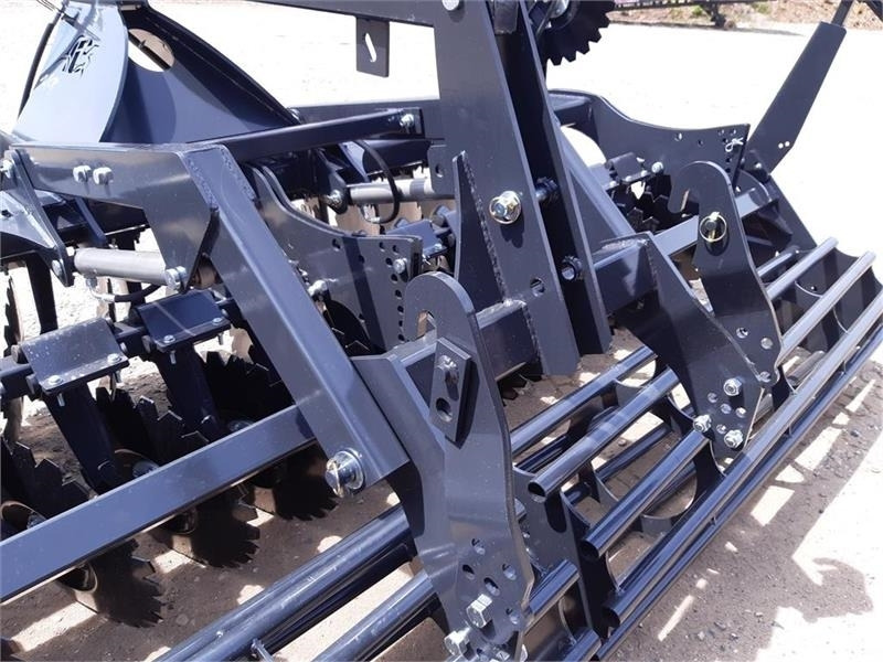 Inter-Tech Diskharve 4 meter J-Maskiner 4 meter med hydraulis - Дисковая борона: фото 3 Inter-Tech Diskharve 4 meter J-Maskiner 4 meter med hydraulis - Дисковая борона: фото 3