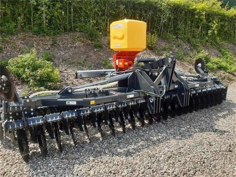 Inter-Tech disc harve med frø udstyr - Дисковая борона: фото 2 Inter-Tech disc harve med frø udstyr - Дисковая борона: фото 2