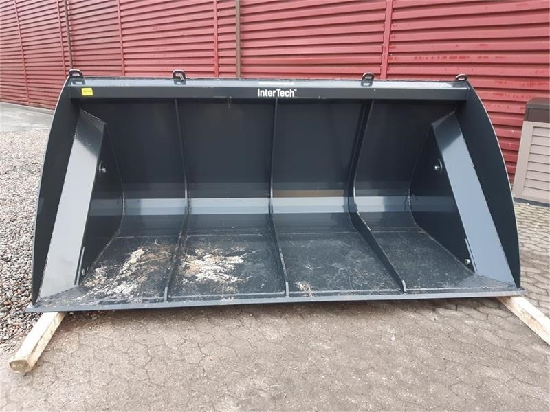 Inter-Tech højtipskovl inter-tech 3 meters - Сельскохозяйственная техника: фото 5 Inter-Tech højtipskovl inter-tech 3 meters - Сельскохозяйственная техника: фото 5