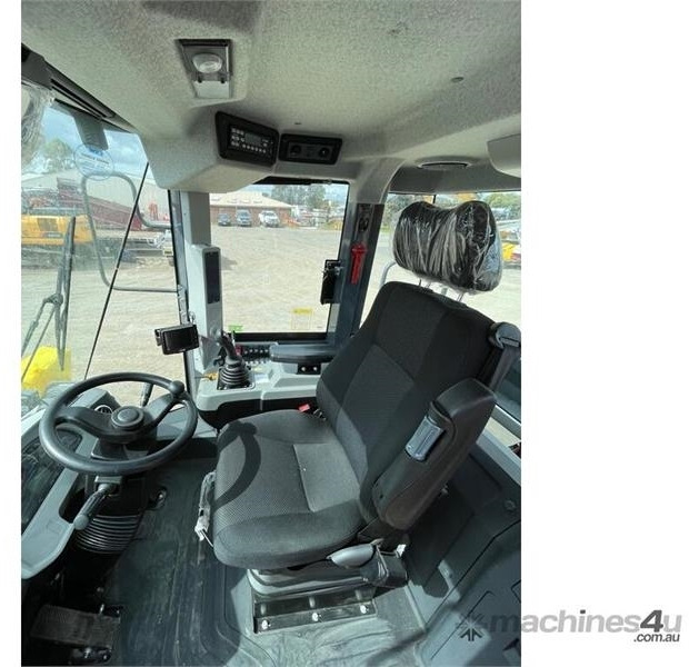 - - - XCMG 948 - Колёсный погрузчик: фото 5 - - - XCMG 948 - Колёсный погрузчик: фото 5